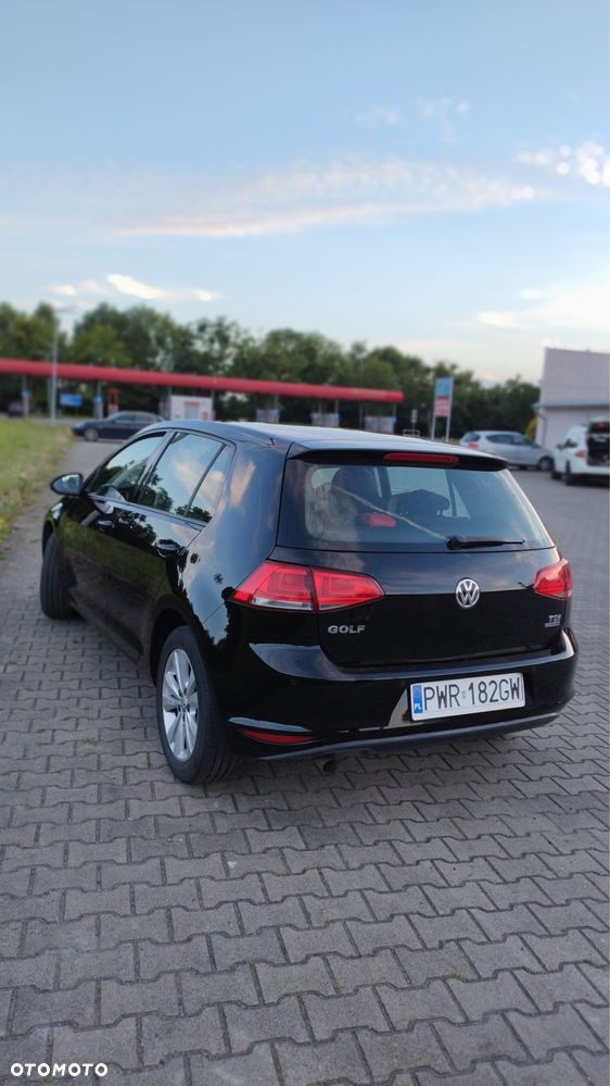 Volkswagen Golf - 8