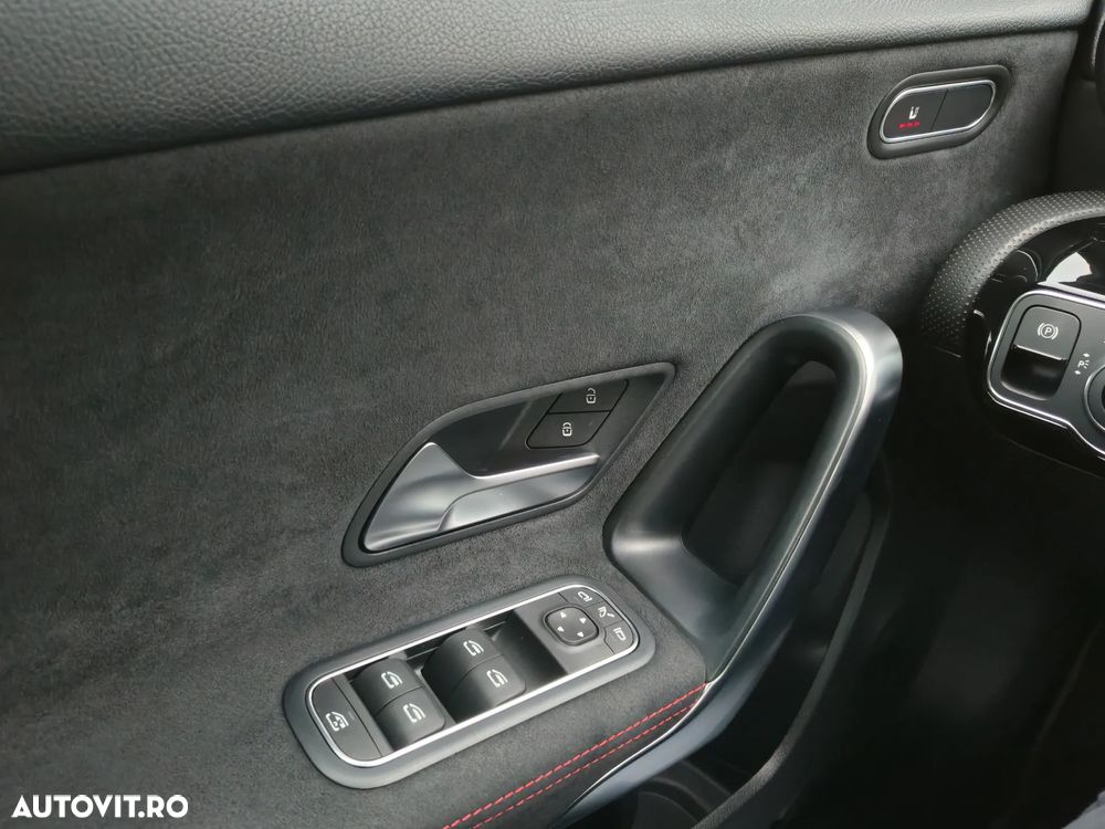 Mercedes-Benz A 200 7G-DCT AMG Line - 20