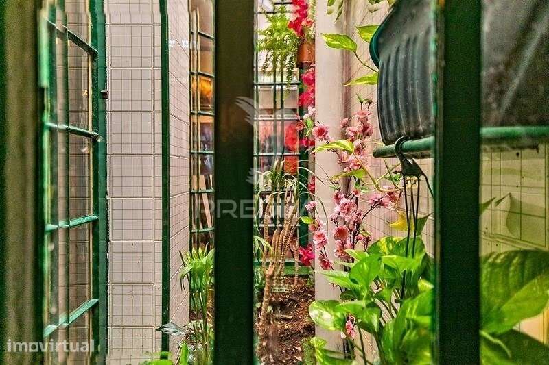 Duas Frações com Elevado Potencial no Centro de Lisboa - Grande imagem: 5/26