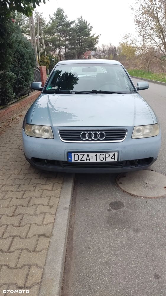 Audi A3 3-drzwiowe 1.6 Ambiente - 3
