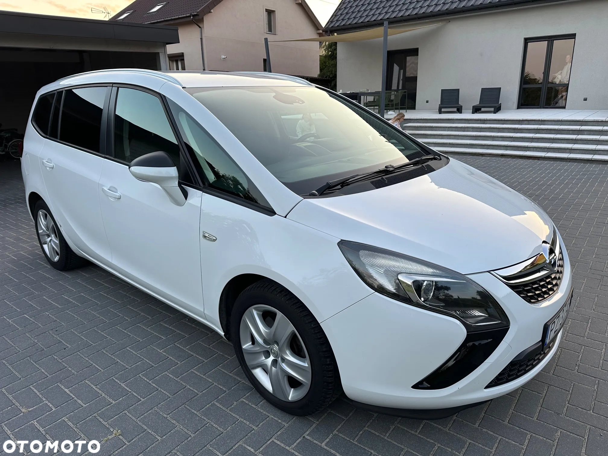 Opel Zafira - 10