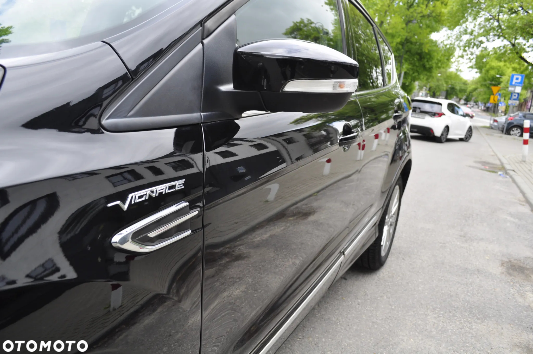 Ford Kuga 1.5 EcoBoost 2x4 Titanium - 31