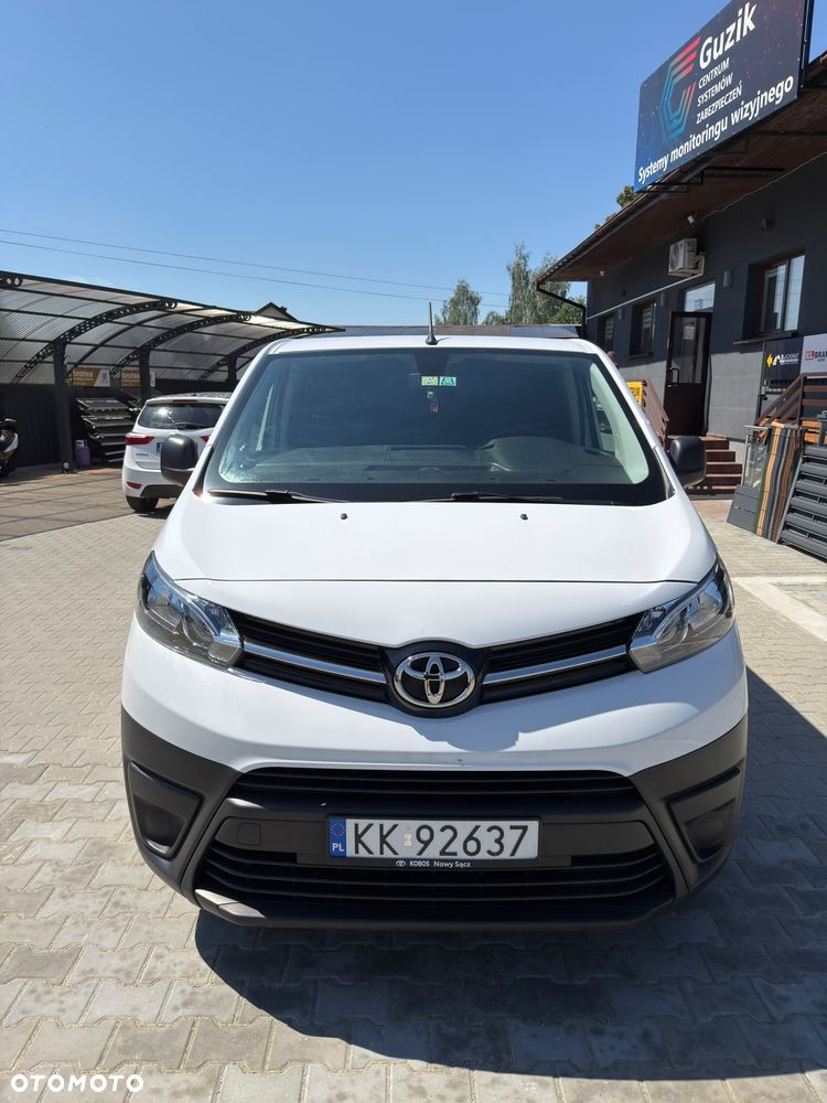 Toyota proace - 10
