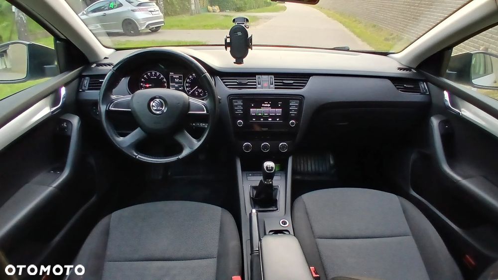 Skoda Octavia 1.6 TDI Active - 10