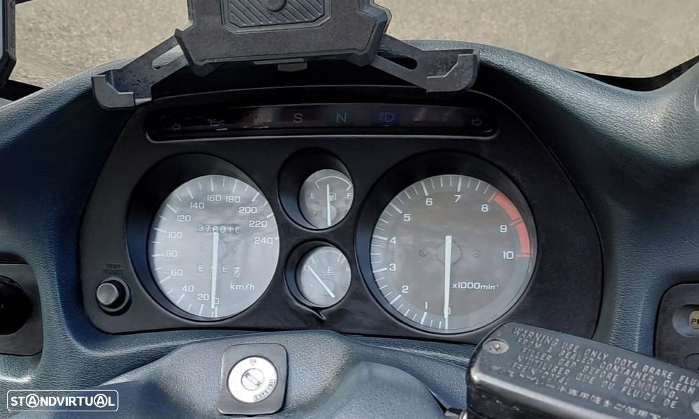 Honda Pan European ST1100 - 5