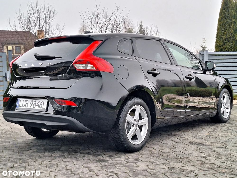 Volvo V40 T2 Kinetic - 12