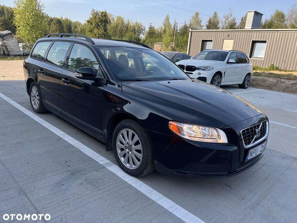 Volvo V70 - 1