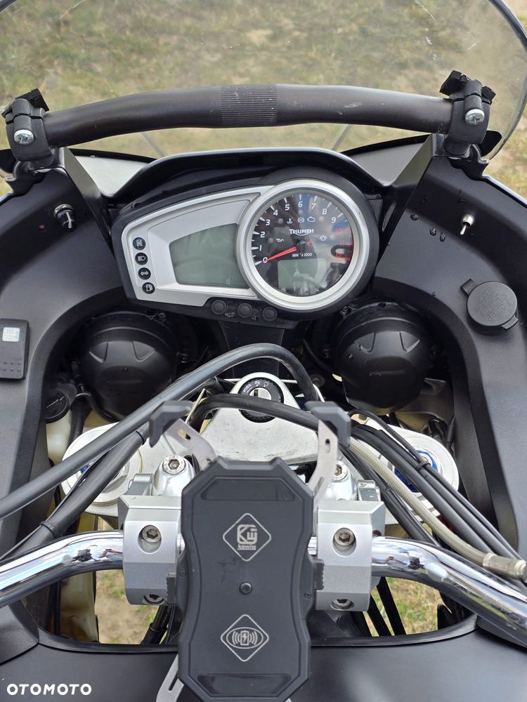 Triumph Tiger - 8