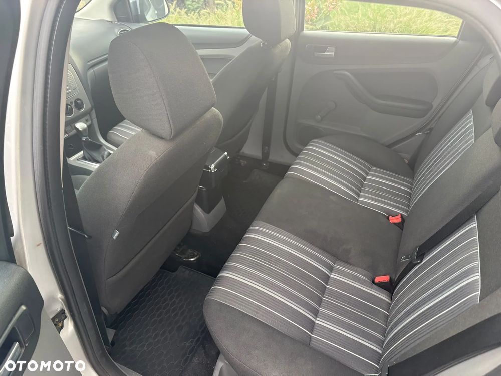 Ford Focus 1.6 TDCi Trend - 7
