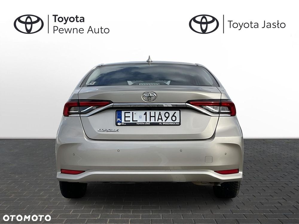 Toyota Corolla - 4
