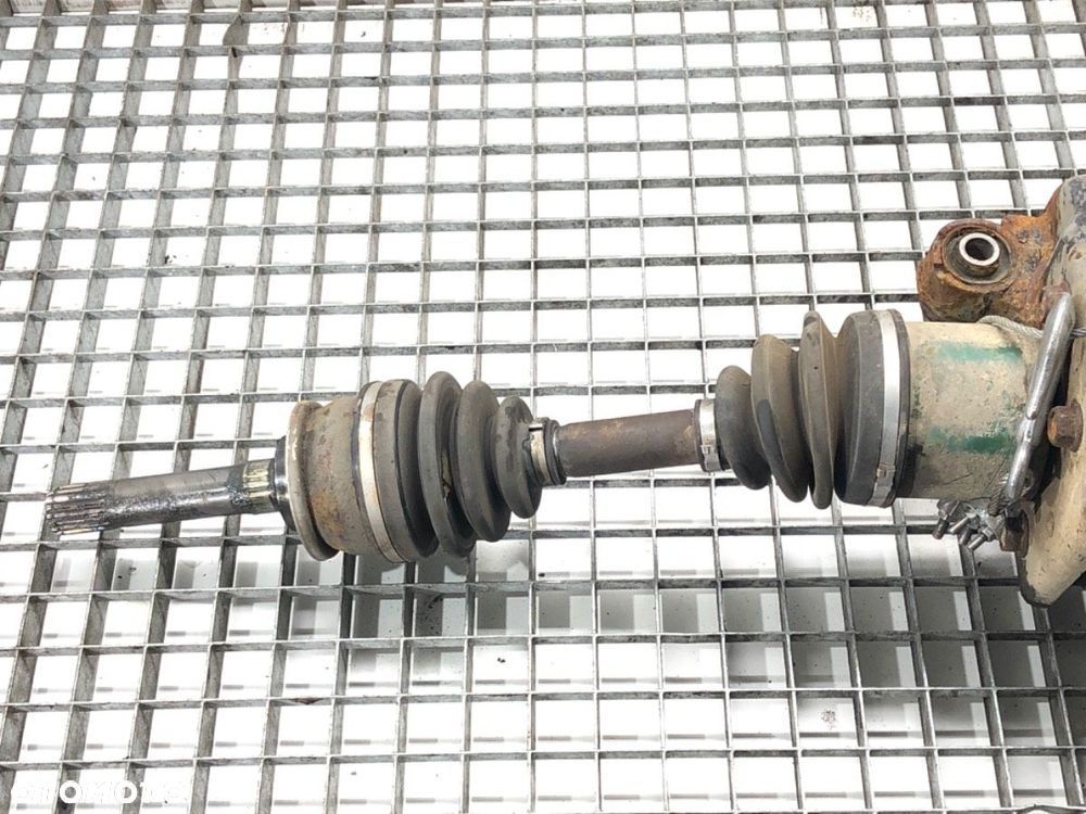 MOST DYFER PRZÓD PÓŁOŚ  ISUZU RODEO samochód terenowy zamknięty 1997 - 2004 3.2 V6 151 kW [205 - 2