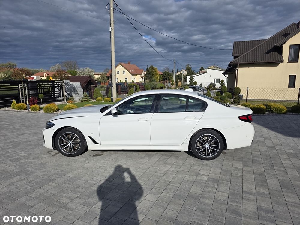 BMW Seria 5 520d xDrive MHEV M Sport sport - 6
