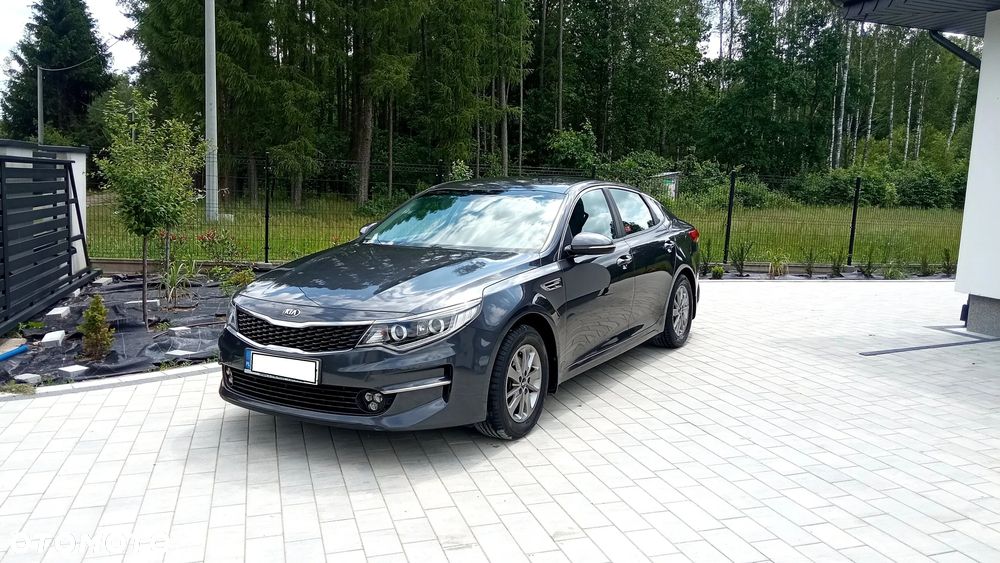 Kia Optima - 1