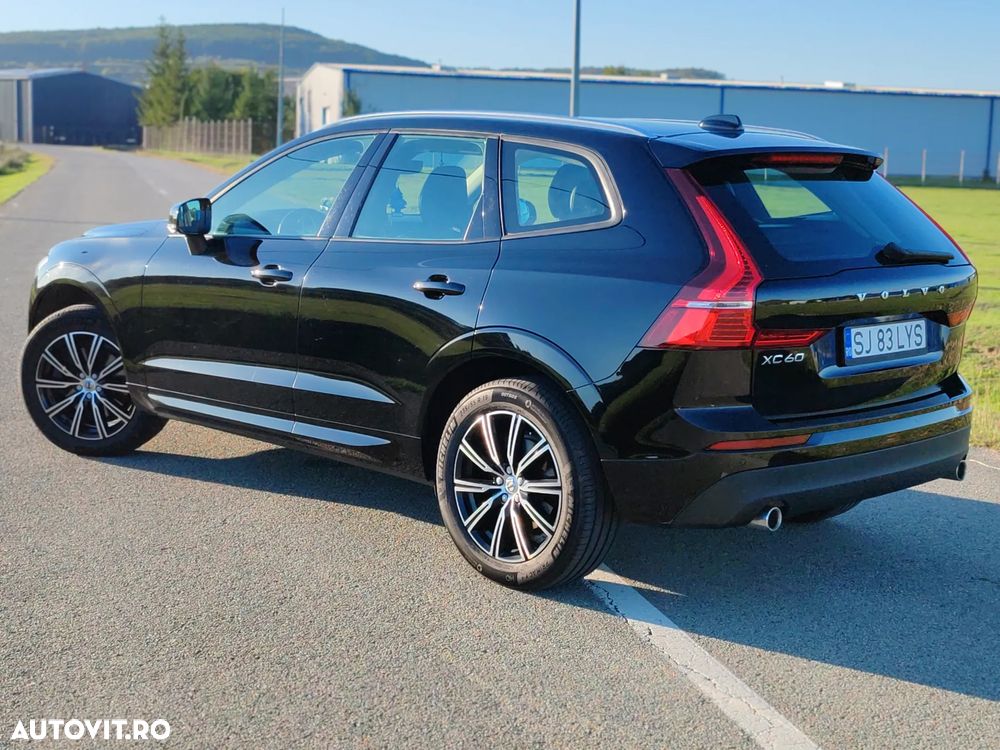 Volvo XC 60 D5 AWD Geartronic Momentum - 3