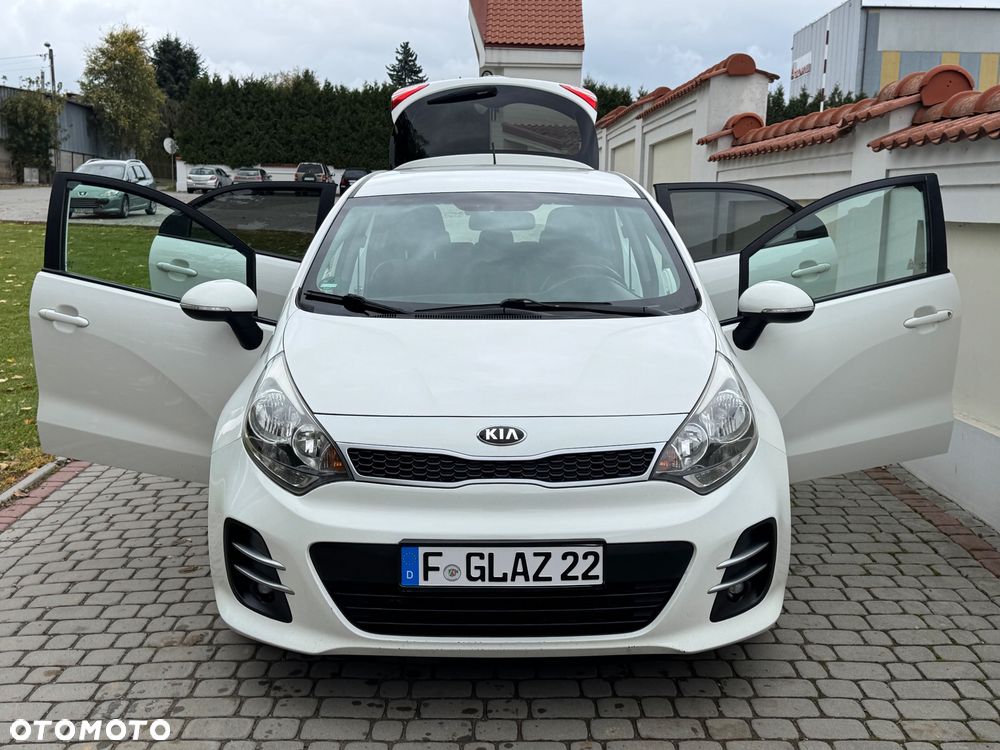 Kia Rio - 24
