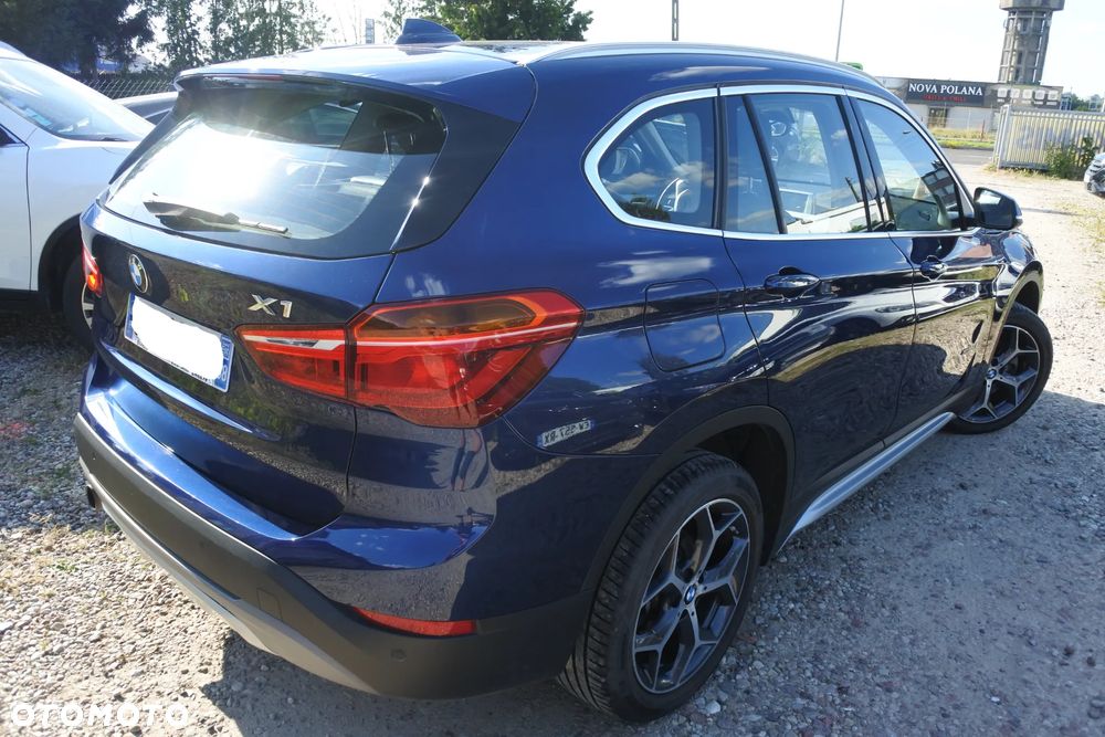 BMW X1 xDrive18d Sport Line sport - 4