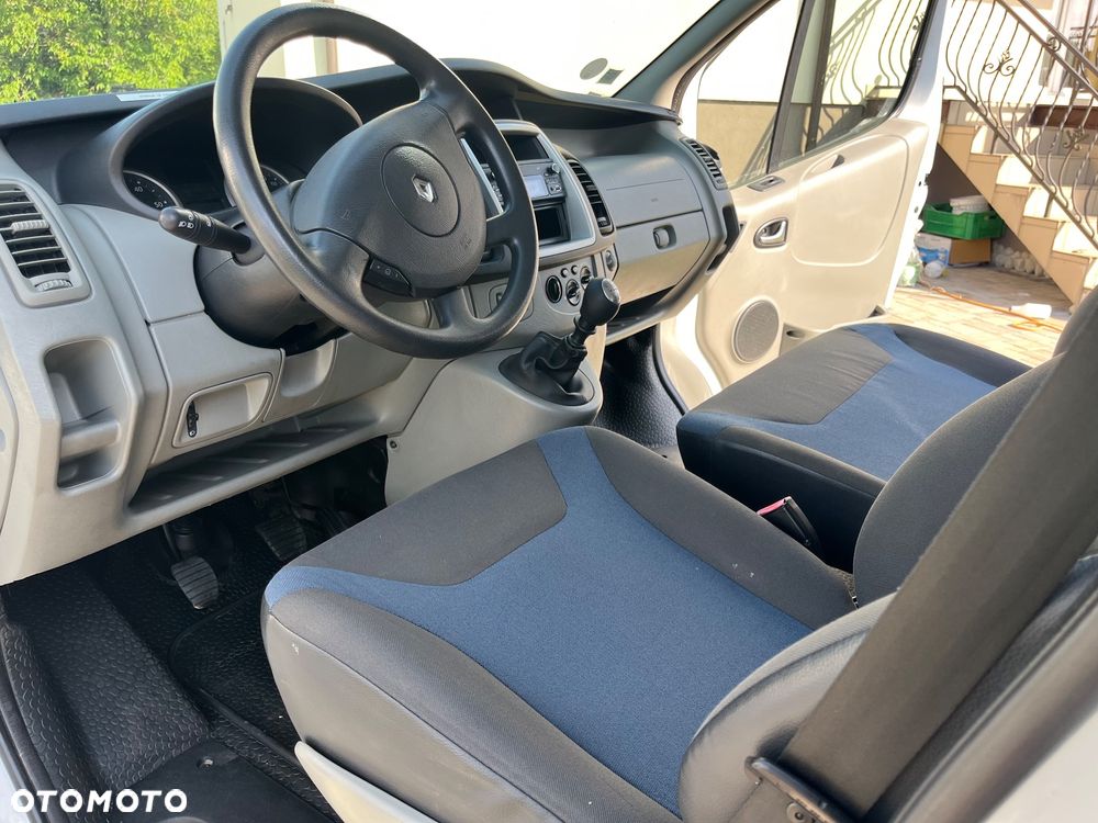 Renault Trafic 2.0 dCi 90 Combi L1H1 - 9