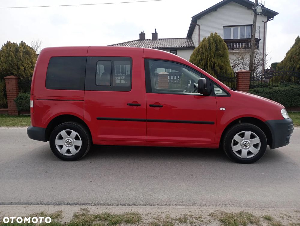 Volkswagen Caddy 1.6 Life (7-Si.) - 4