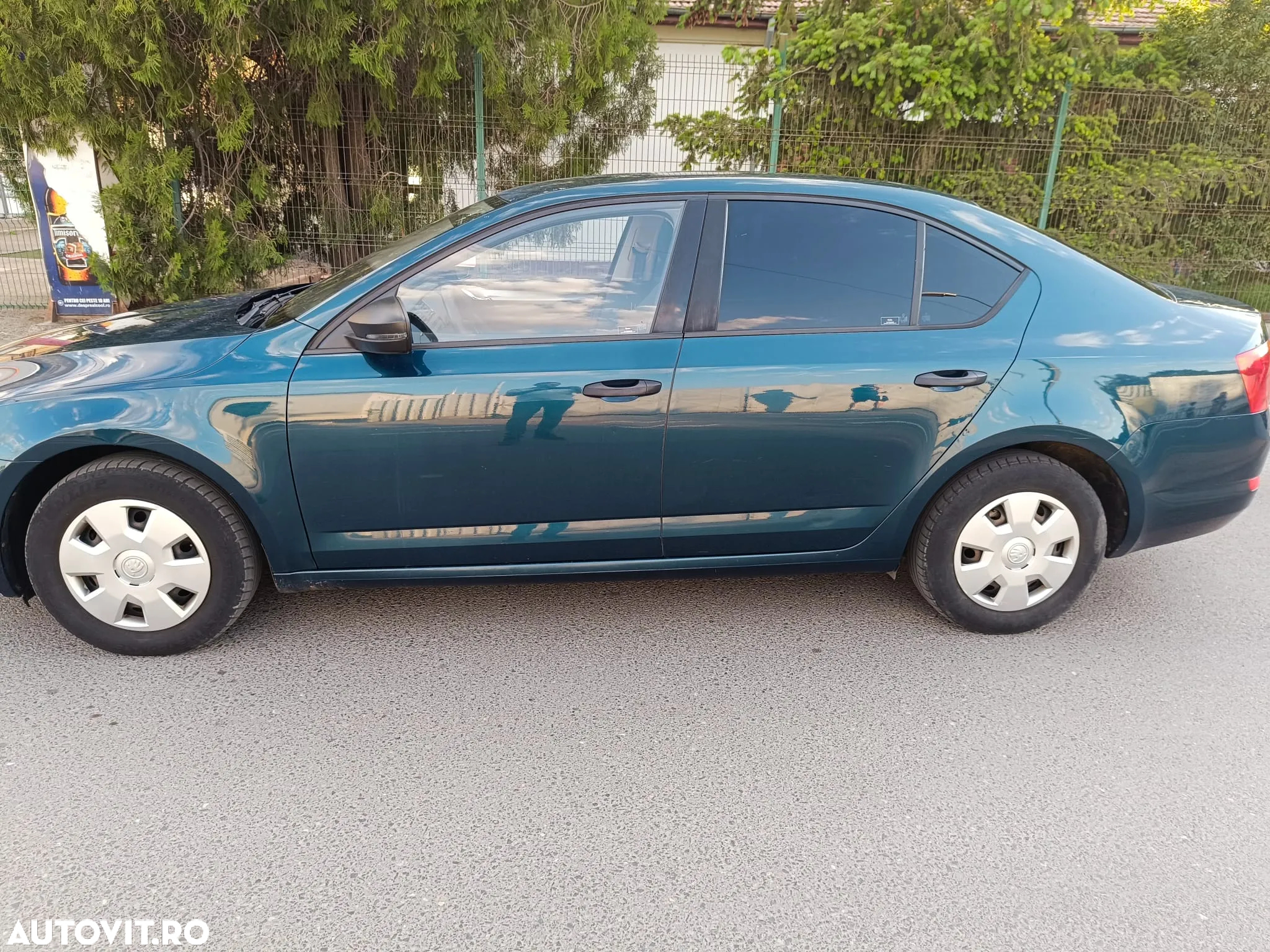 Skoda Octavia 1.6 TDI AMBITION - 2