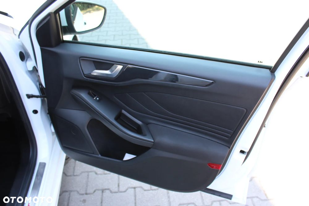 Ford Focus 2.0 TDCi ST-Line Red ASS - 25