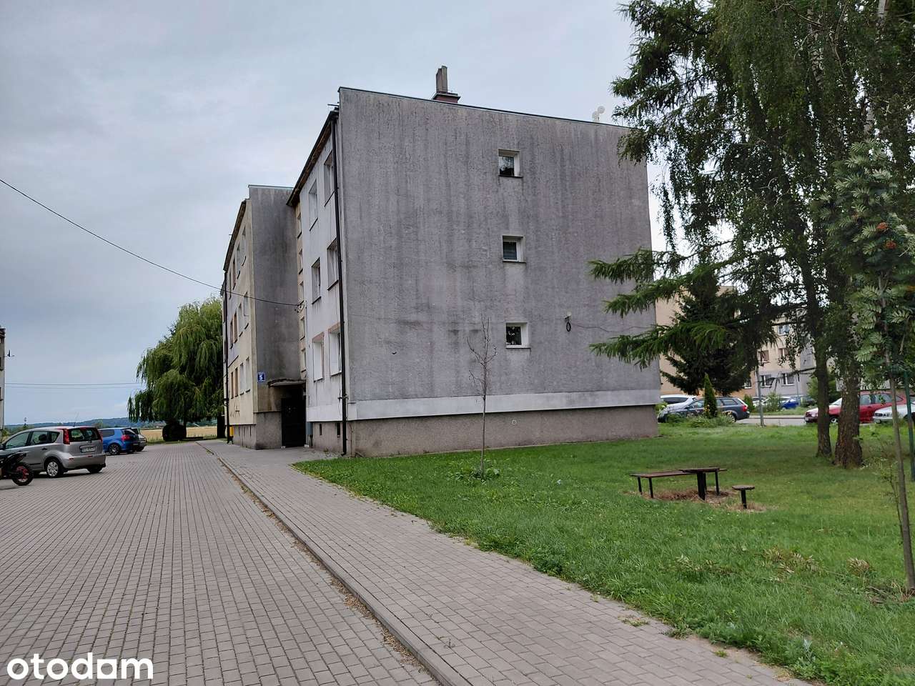 Mieszkanie 3 pokoje z dużą działką