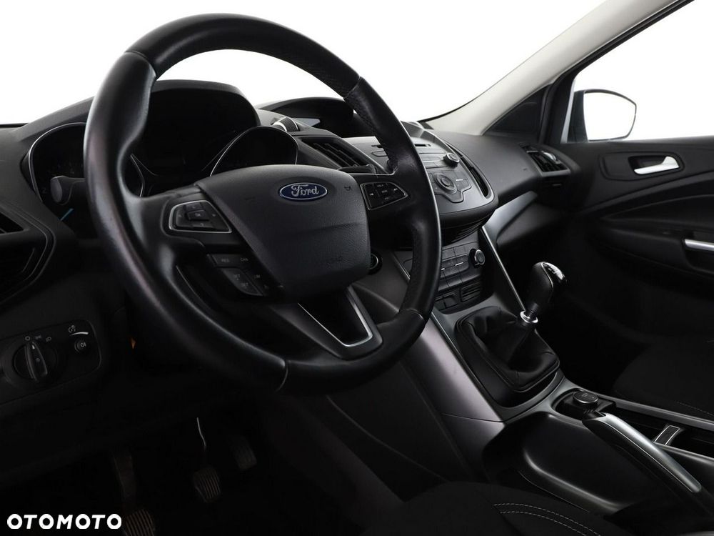 Ford Kuga 1.5 EcoBoost 2x4 Trend - 15