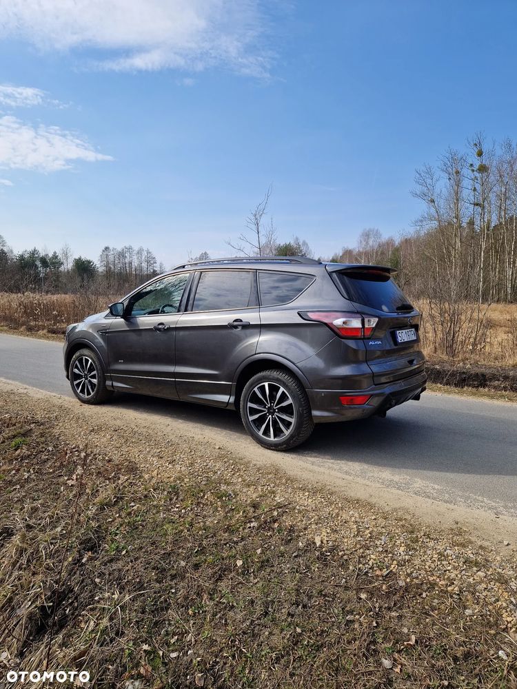 Ford Kuga 2.0 TDCi 4x4 ST-Line - 10