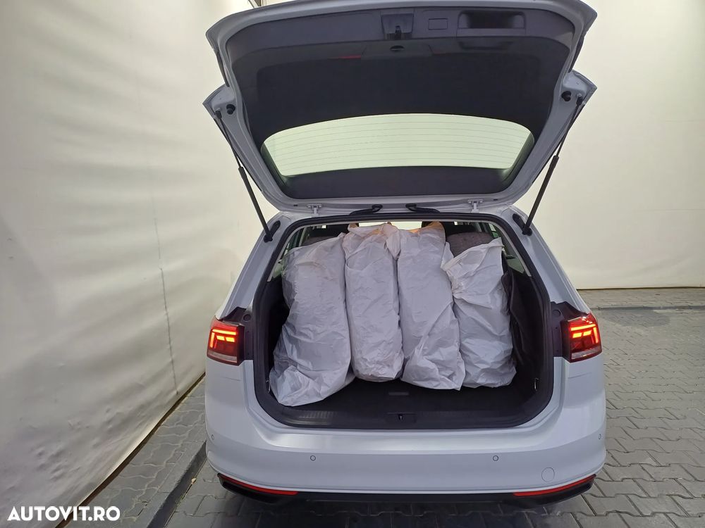 Volkswagen Passat Variant 2.0 TDI DSG Comfortline - 37