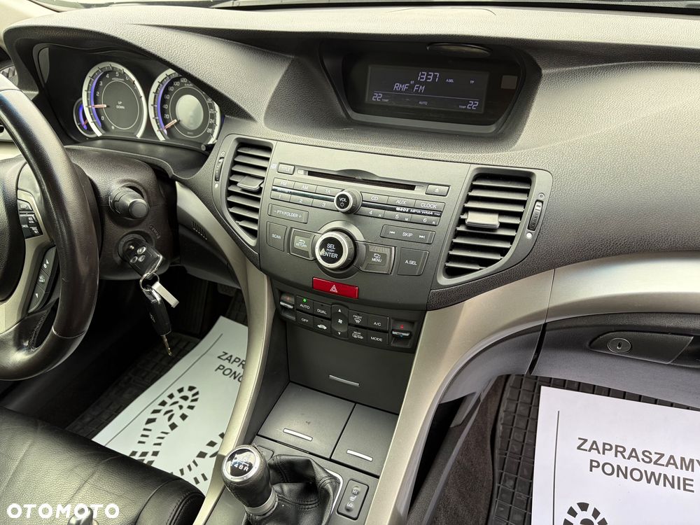 Honda Accord 2.0 Executive - 11
