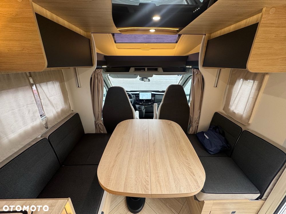 Ford Chausson 798 Titanium Ultimate - 17