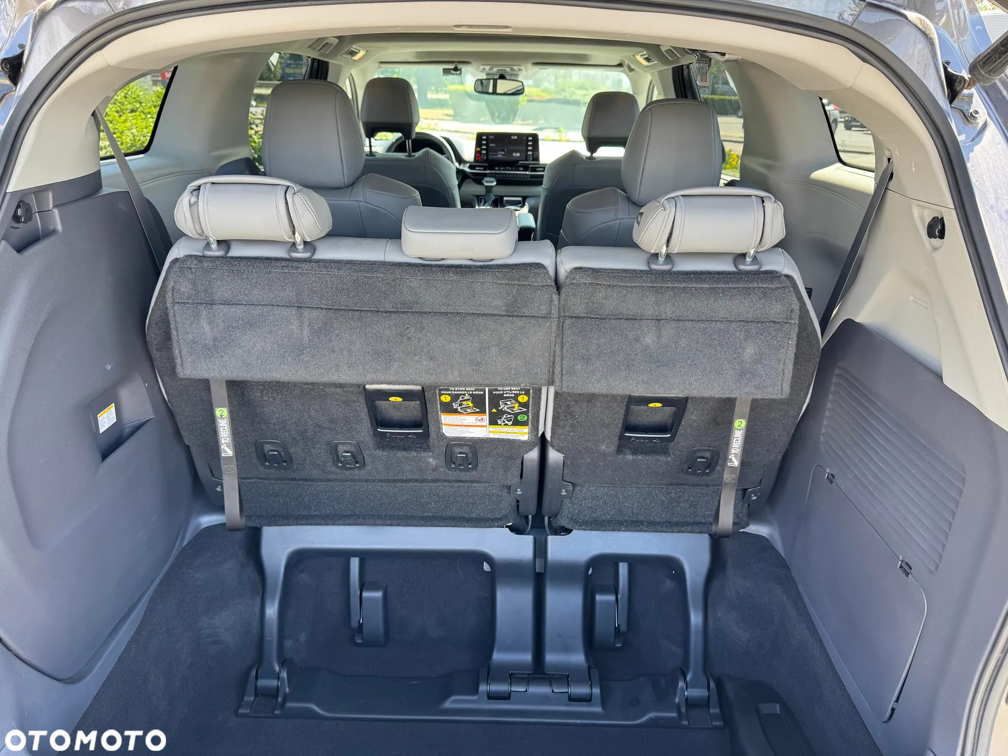 Toyota Sienna - 21