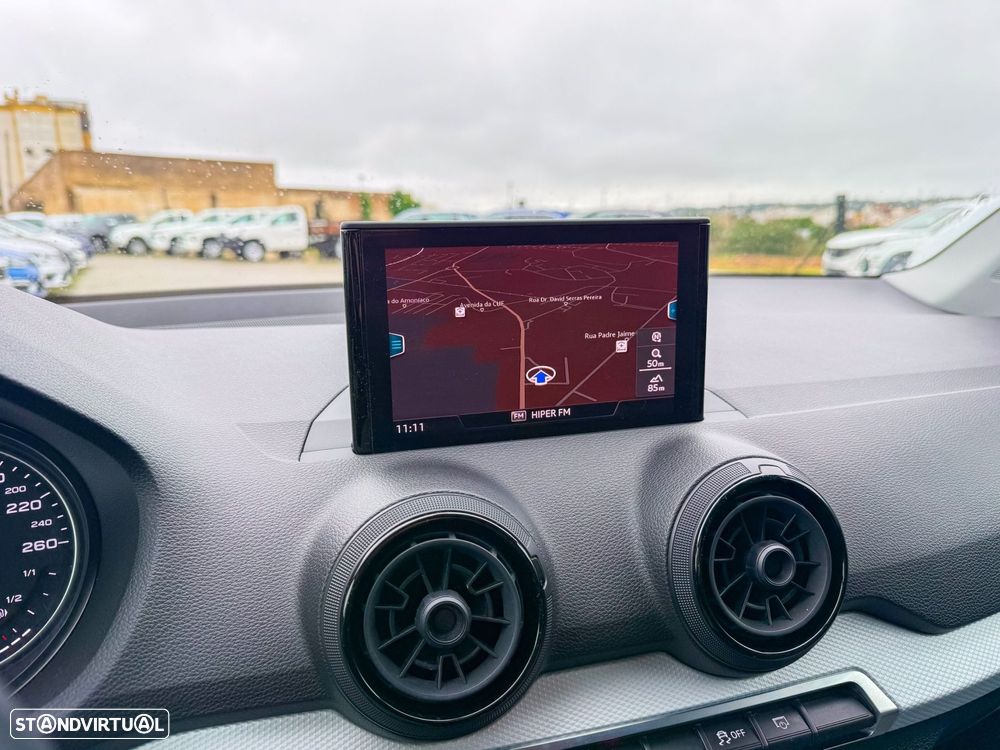 Audi Q2 30 TDI S tronic - 19