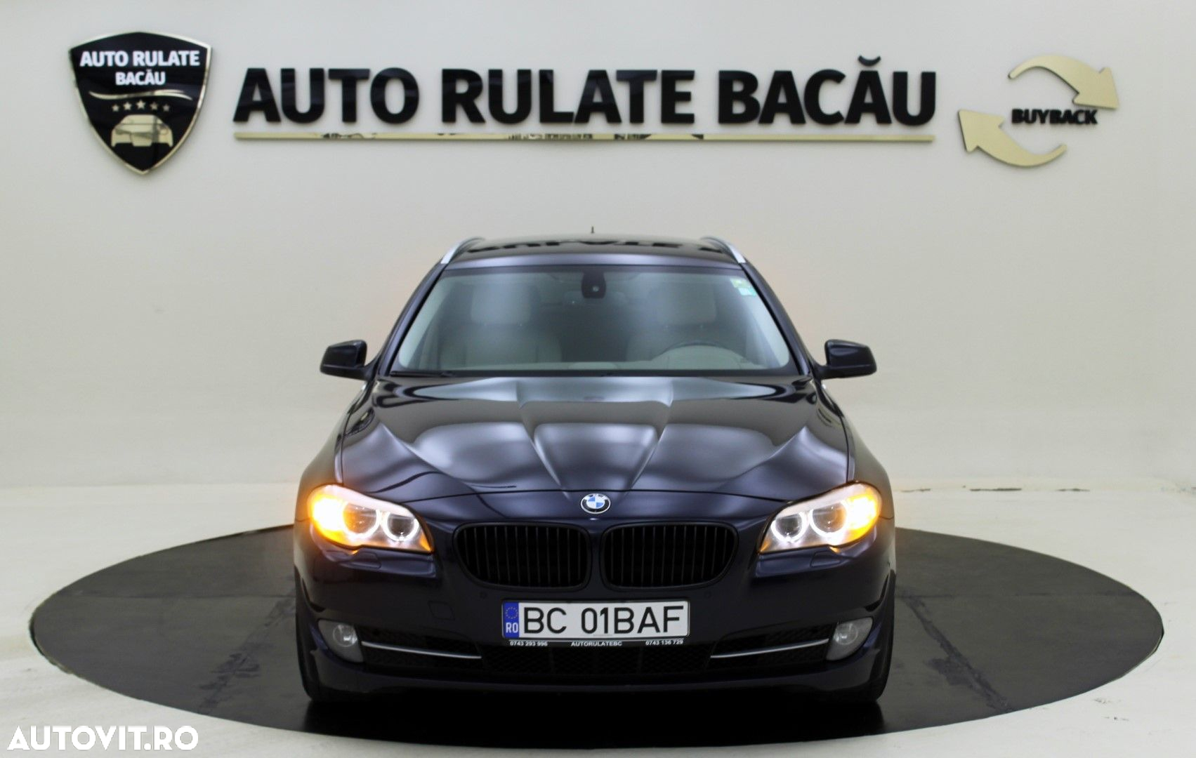 BMW Seria 5 520d Touring - 10