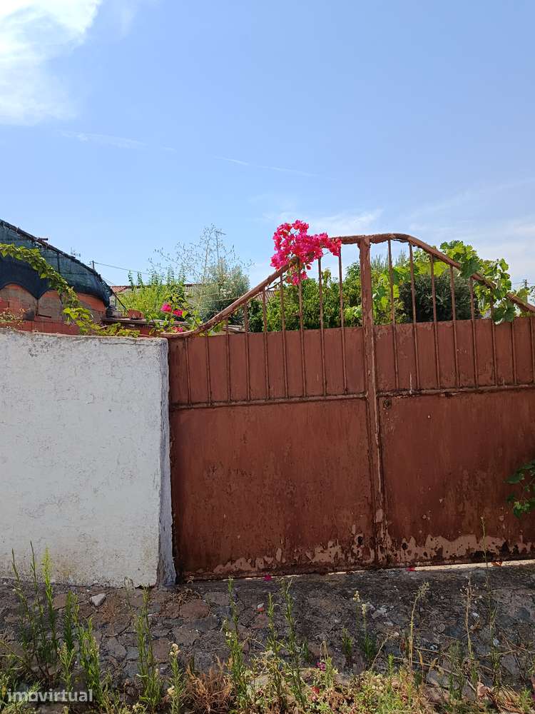 Moradia T4 com Jardim e Garagem em Vila Ruiva - Grande imagem: 2/4