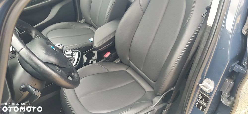 BMW Seria 2 216d - 18