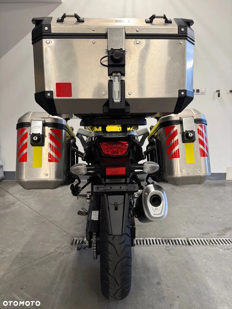 Suzuki V-STROM - 39