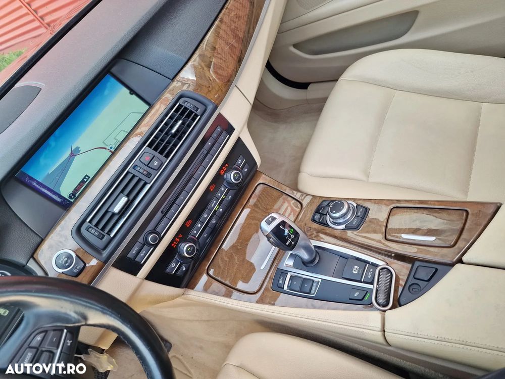 BMW Seria 5 520d - 18