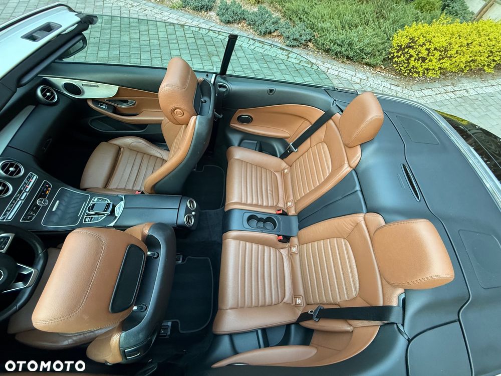 Mercedes-Benz Klasa C 200 4Matic 9G-TRONIC - 12