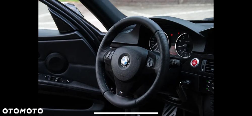 BMW Seria 3 320i - 24