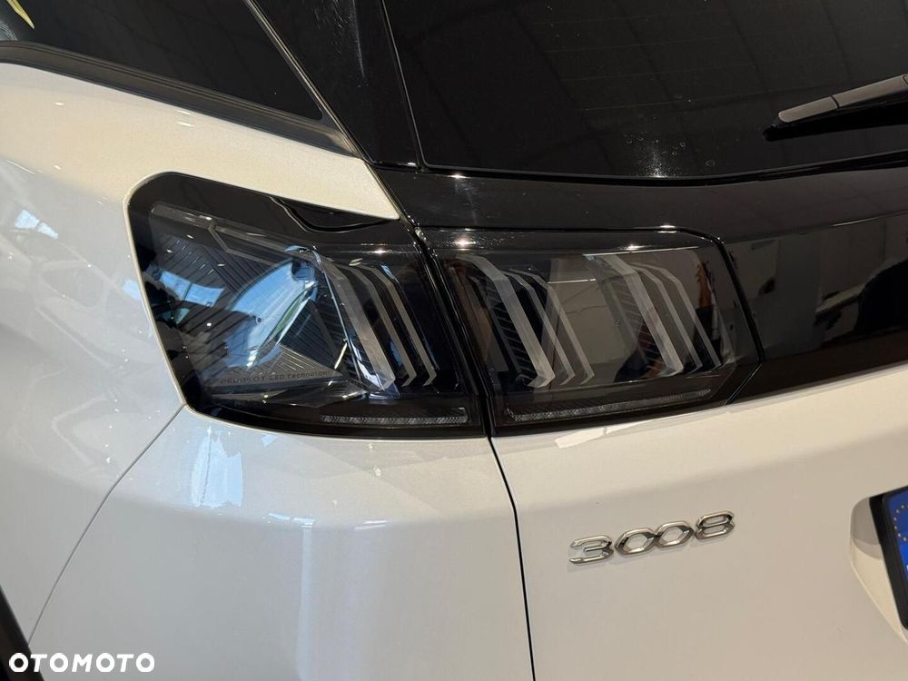 Peugeot 3008 1.2 PureTech GPF Allure S&S EAT8 - 8