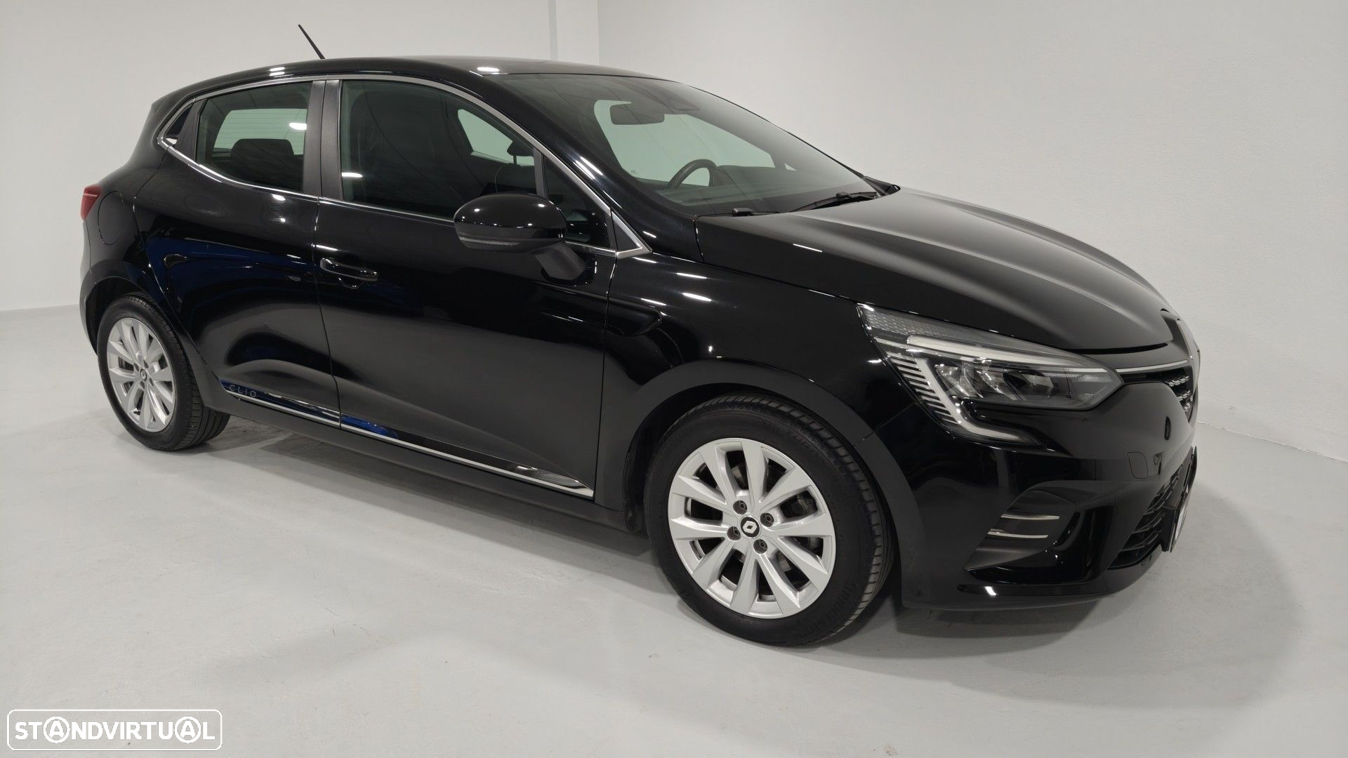 Renault Clio 1.5 Blue dCi Evolution - 11