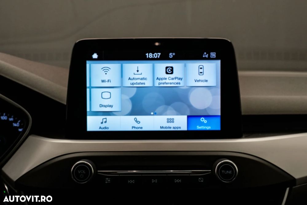 Ford Focus 1.0 EcoBoost Titanium Business - 20