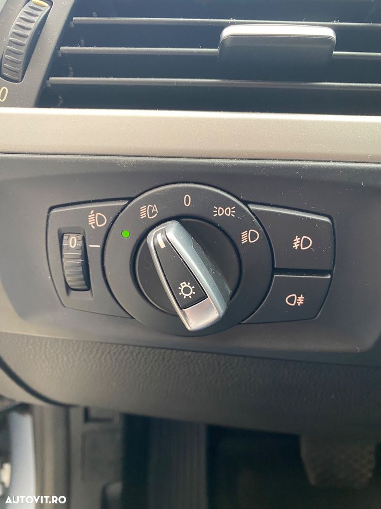 BMW Seria 3 318d Aut. - 3