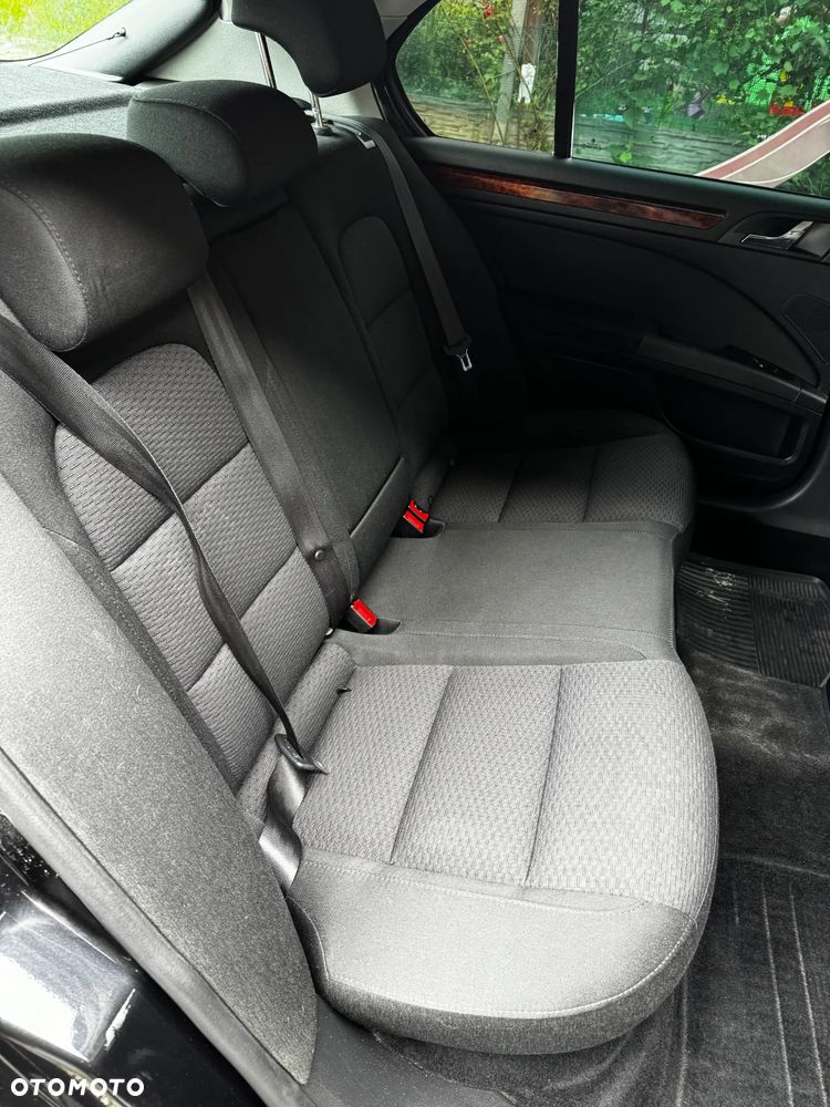 Skoda Superb 2.0 TDI 4x4 Elegance - 13