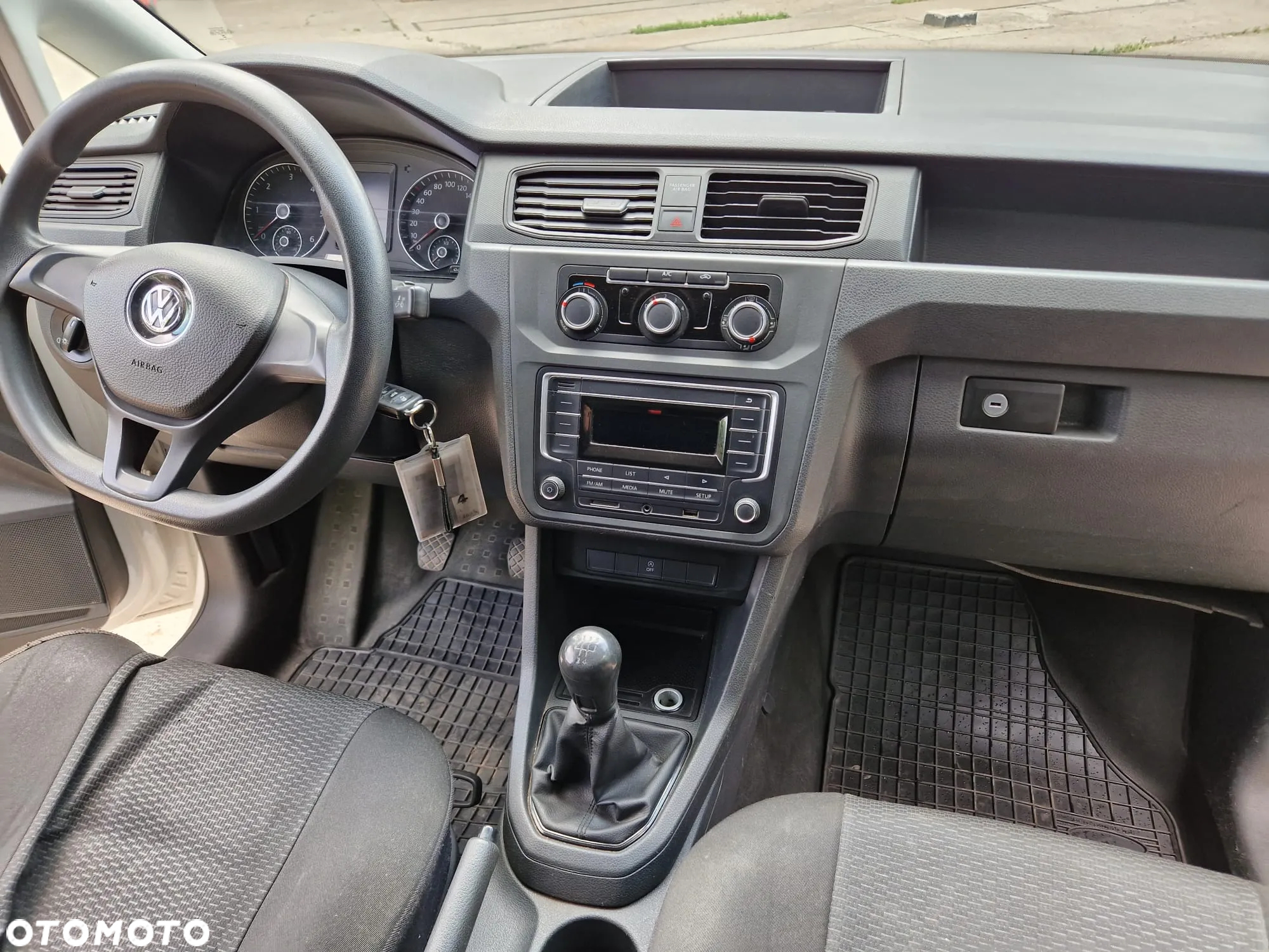 Volkswagen CADDY - 24