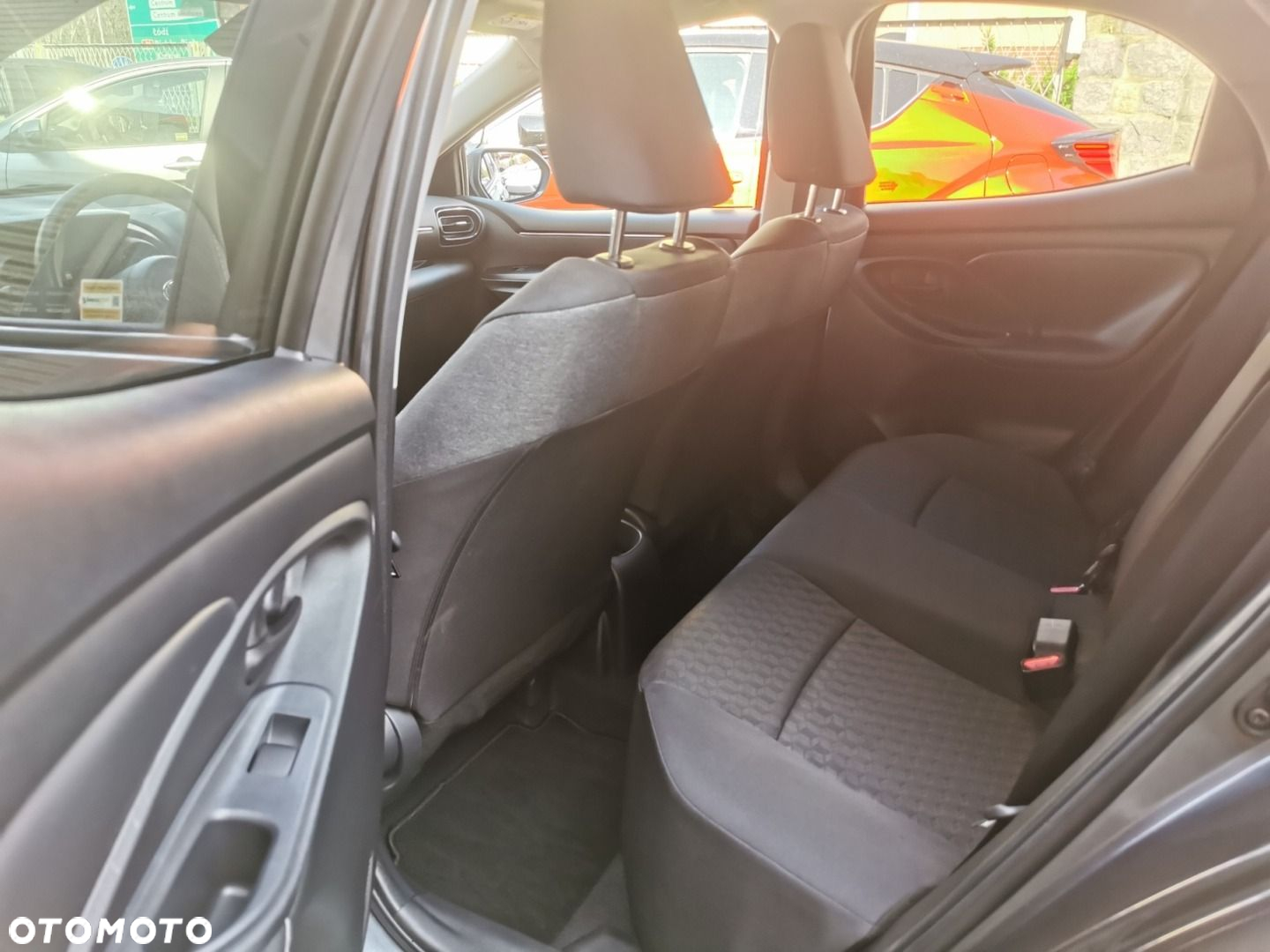 Toyota Yaris - 11