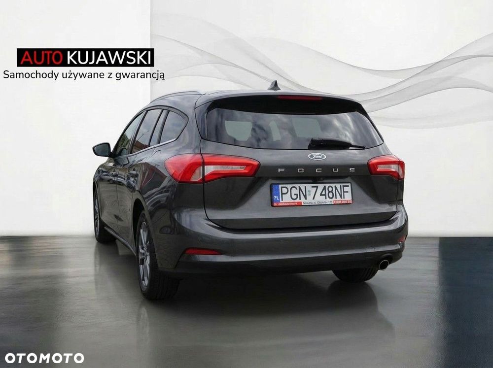 Ford Focus 1.0 EcoBoost Titanium - 4