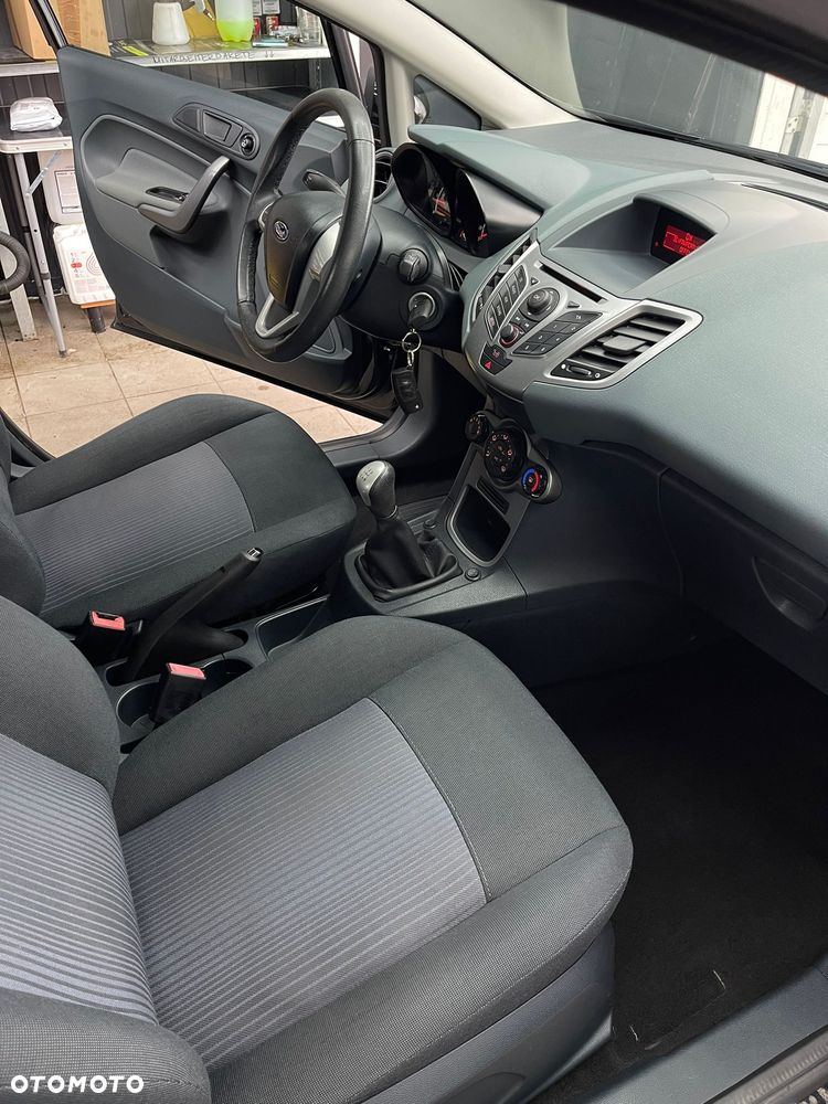 Ford Fiesta 1.4 Gold X - 35