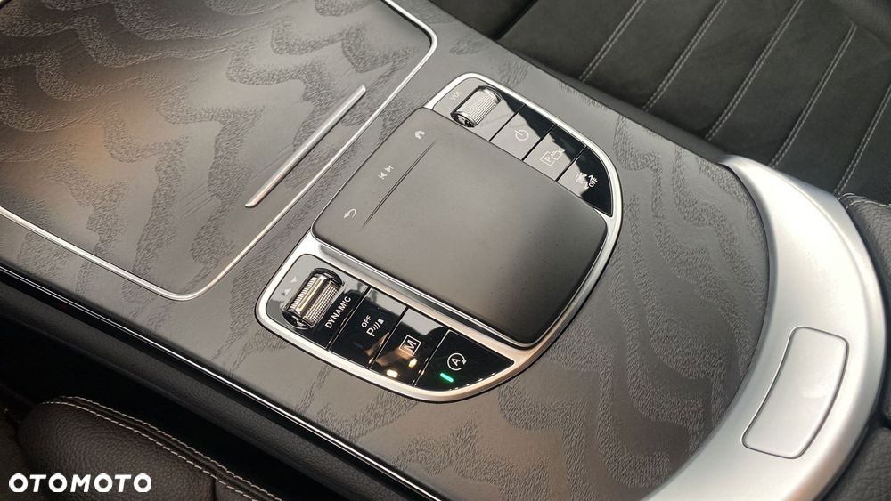 Mercedes-Benz GLC 300 4-Matic - 18