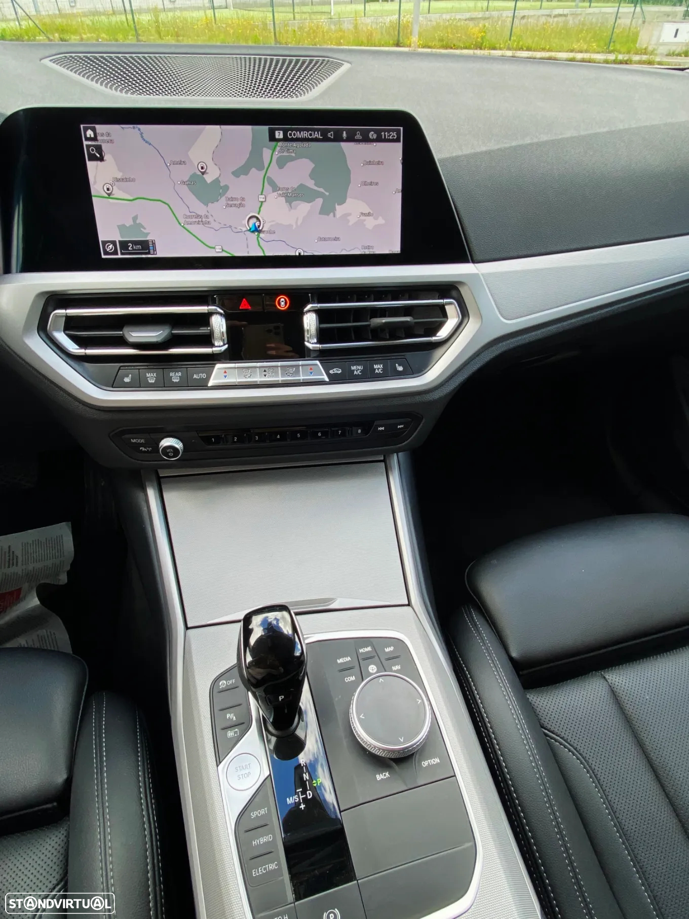 BMW 330 e Touring Auto - 10
